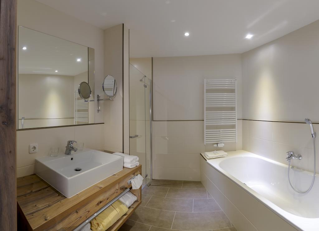 Appartementhotel Sonnenhof Kossen Phòng bức ảnh
